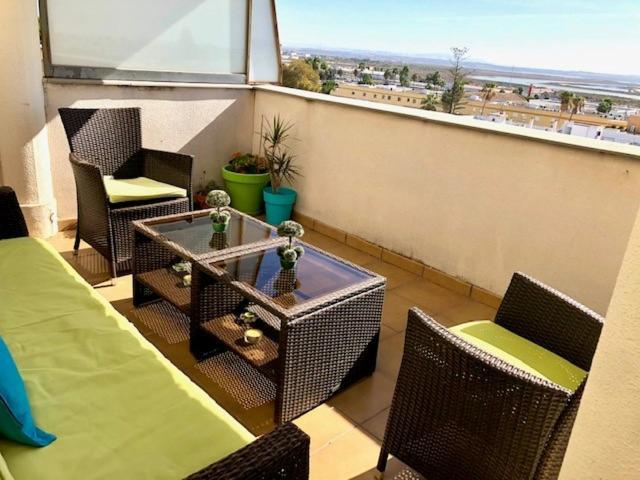 Appartamento GATU Ático Vistas Marineras parking, piscina, terraza, wifi El Puerto de Santa María Esterno foto